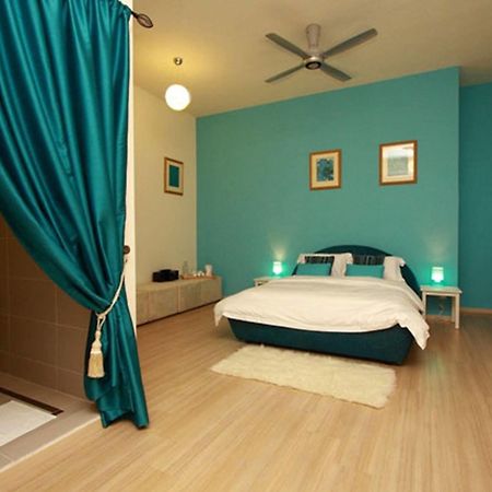 Chymes Hotel Tanjung Bungah  Exterior foto