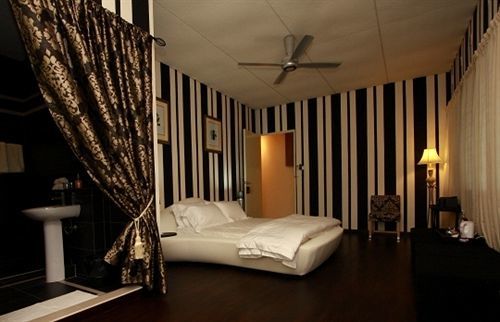 Chymes Hotel Tanjung Bungah  Exterior foto